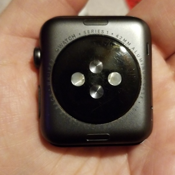Apple watch series 1 *UPDATED* - Picture 2 of 5